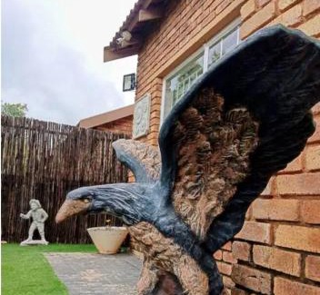 Greater Johannesburg Metropolitan Area Apartment | Buenos Manor