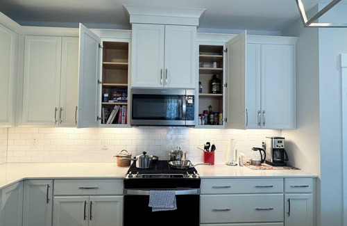 Apex House | Built in 2024: 2100SF, 4-BR, 4-full-BA pet-friendly house in marvelous Apex