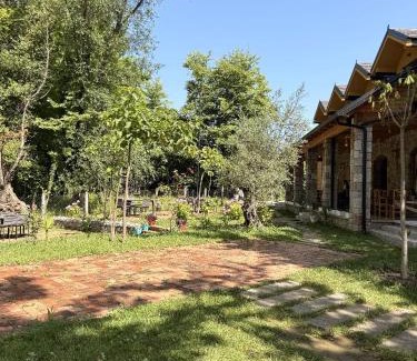 Sakës House | Bujtina Guri Hanit
