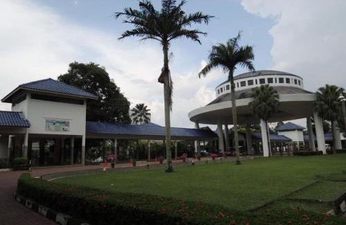 Hulu Selangor Resort | Bukit Beruntung Resort