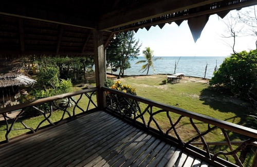 Karimunjawa Islands Cabin | Bunga Jabe Beach