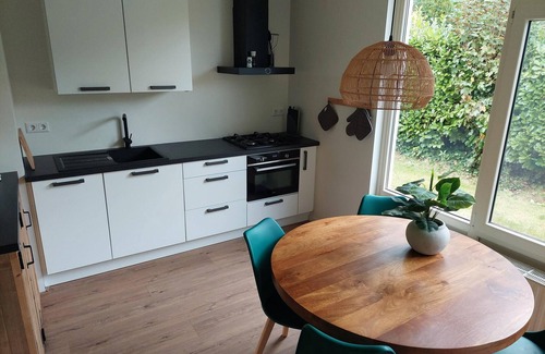 Gasselte House | Bungalow 091 stands in a quiet spot on the Holiday Park the Kremmer. The bungalow is very suitable for those seeking peace and quiet.