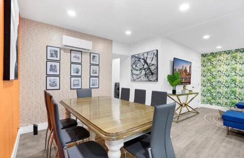 East Little Havana House | Bungalow House 6br Pool Little Havana