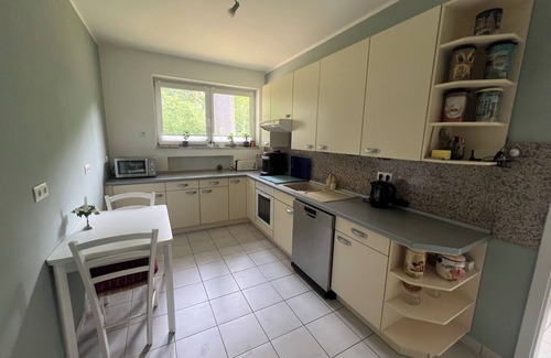 Falkensee House | Bungalow im Grünen mit Garten, 20min bis Berlin Hbf