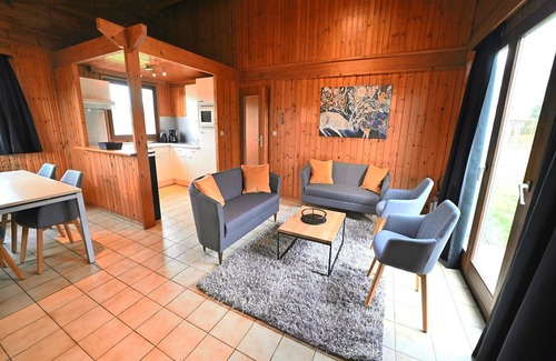 Noiseux Ski Chalet | Bungalow in Belgium near Ourthe River