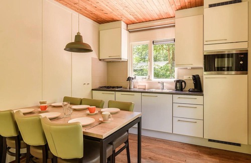 Krachtighuizen House | Bungalow in Netherlands with COPD-Friendly Design
