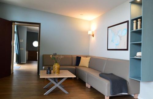's-Gravenzande House | Bungalow in South Holland with Unique Design
