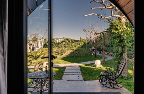 Ronfe House | Bungalow Villam with Shared Garden and Air Conditioning