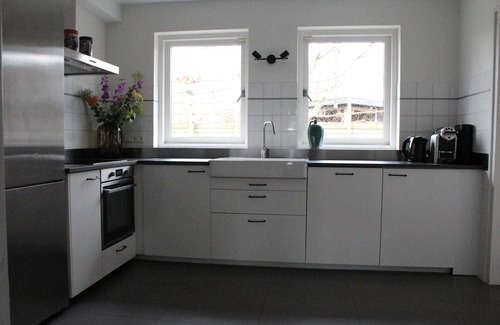 Otterlo House | Bungalow with multiple floors, 6 bedrooms and 2 bathrooms