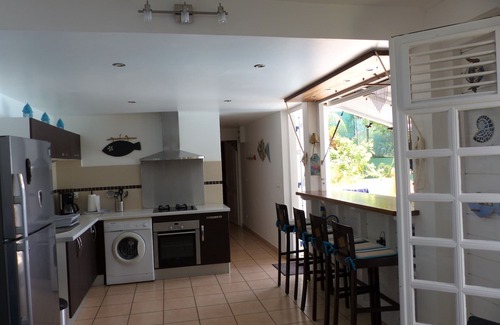 Riviere-Salee House | Bungalow Wood River Salt meadows overlooking the Caribbean sea and countryside