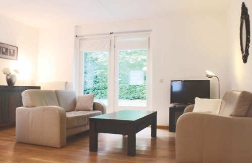 Posterholt House | Bungalowpark Het Posterbos is located 800 meters outside the sociable village of Posterholt in the m