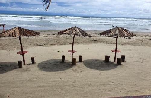 Playa Azul Cabin | Bungalows La Perla Playa Azul