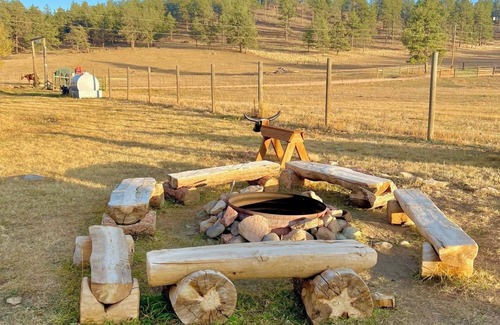 Lake George Cabin | Bunkhouse East Cabin