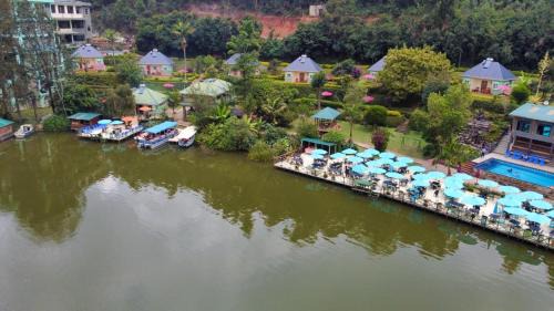 Kabale Resort | Bunyonyi Safaris Resort