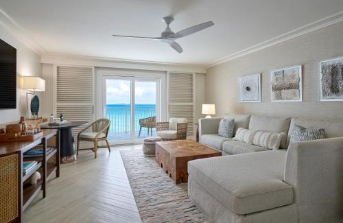 Estate Bakkero Hotel | Buoy Haus Beach Resort St Thomas Autograph Collection