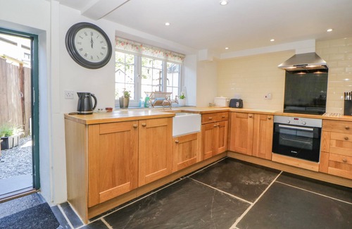 Walkhampton Cottage | BURHAM COTTAGE, pet friendly, character holiday cottage in Yelverton