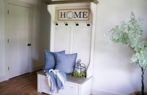 Omaha House | Burlington House