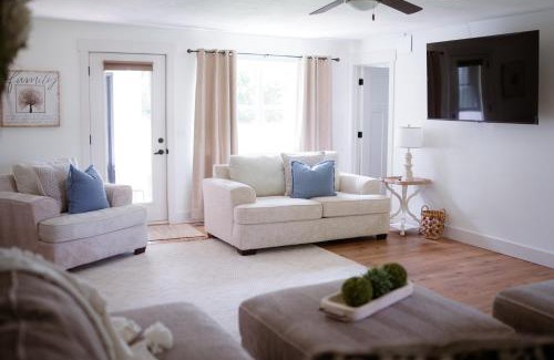 Omaha House | Burlington House