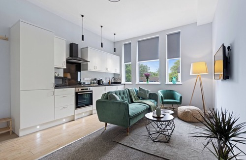 Mapperley Apartment | Bushrah House