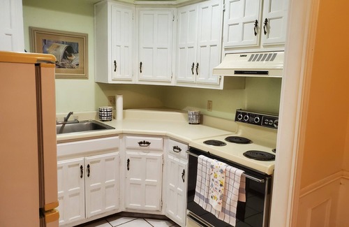 Fort Davis Cottage | Butterfield Inn Main Street Cottages