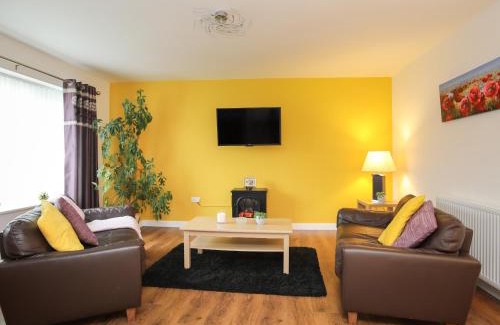 Bryngwran House | Bwthyn Tyn y Coed