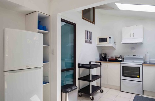 Coopers Beach Apartment | By the Bay Beachfront Apartments