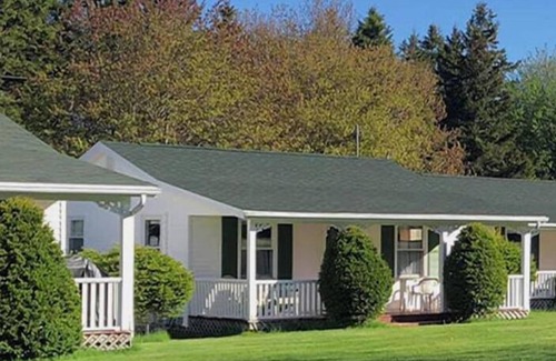 Stanhope Cottage | By The Bay Cottages