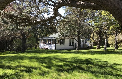 Stanhope Cottage | By The Bay Cottages