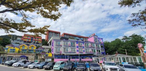 Byeonsan House | Byeonsanbando Dongjin Castle Pension