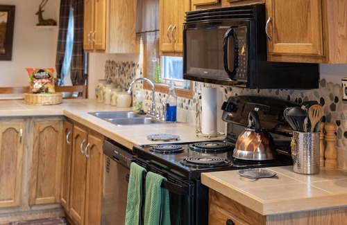 Durango House | BYRKET'S HIDEAWAY RETREAT! Home away from it all, but all you need!