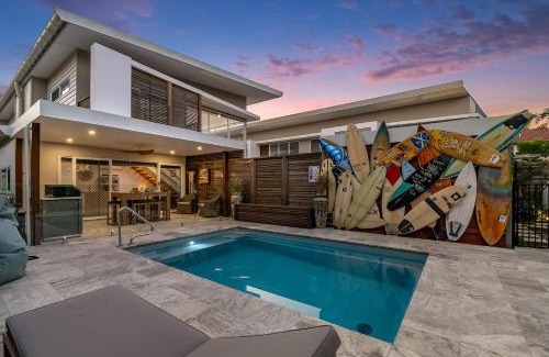 Byron Bay House | Byron Sunrise - 4 BR retreat with heated pool