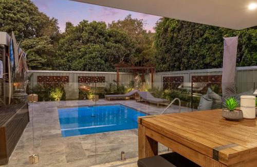 Byron Bay House | Byron Sunrise - 4 BR retreat with heated pool