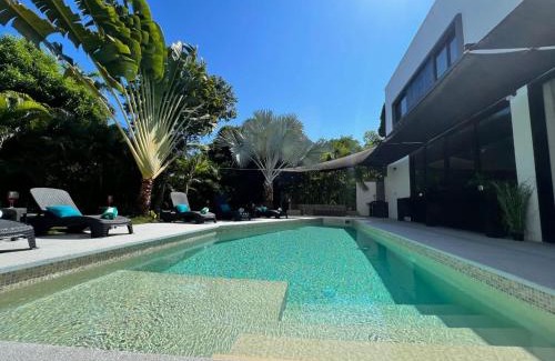 Playacar Villa | Célèbre VILLA VENUS Playacar - 24 Pax