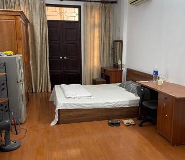 Quan Hoa Apartment | Căn hộ bình dân