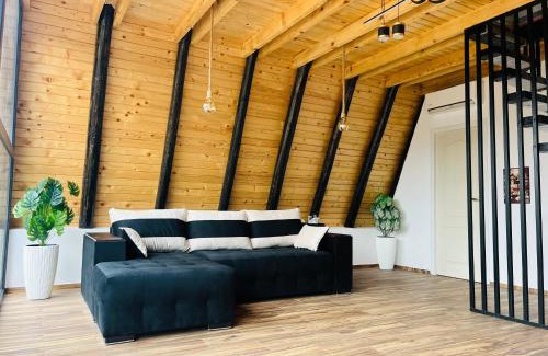 Berca House | Căsuța cu Narghilea