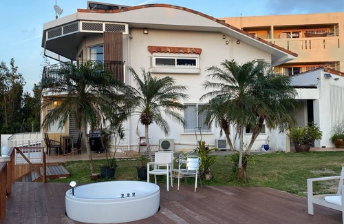 Nakadomari House | C 380㎡ Seaview on the Top of Onna Quiet 4BR 3bath