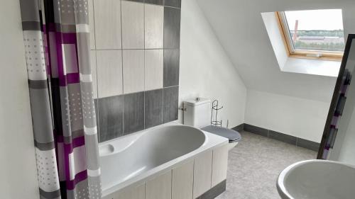 Imphy Apartment | C3 Familiale Parking 2 chambres 4 lits 5 personnes WiFi