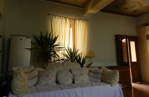 Valdengo Bed & Breakfast | Cà Guala B&B. Old farmhouse at the foot of the Biella hills