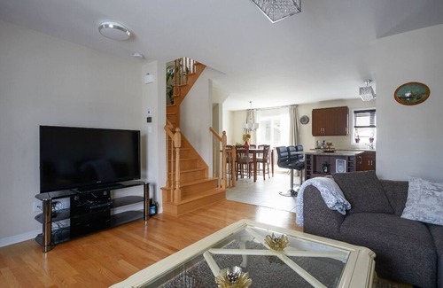 L'Ile-Bizard House | Cozy house in Montreal West | Fully equipped | Large groups | Close to airport