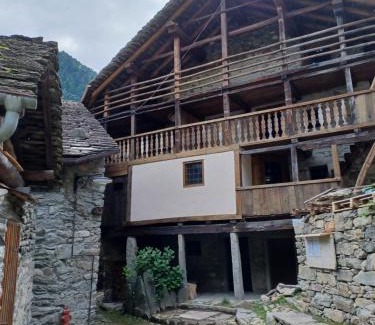 Mollia House | Ca' Scocc, antica casa di montagna in Valsesia