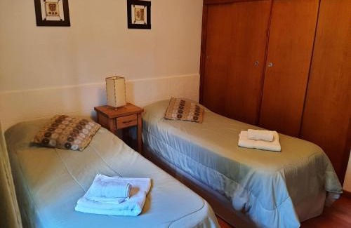 Villa Catedral House | Cabaña con excelente vista al Lago Gutierrez