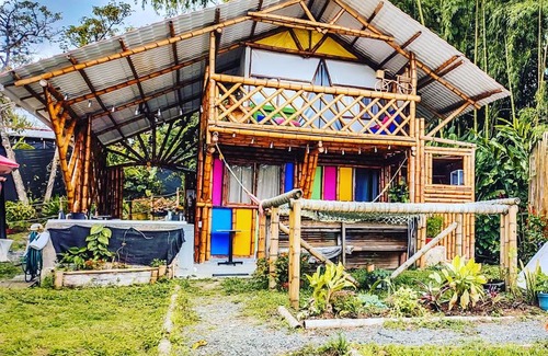 Tulua House | Cabaña Colores