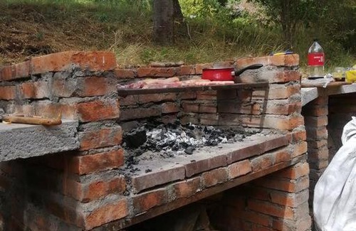 Casa de Lata House | Cabaña con Chimenea en el bosque-Termas de Chillan