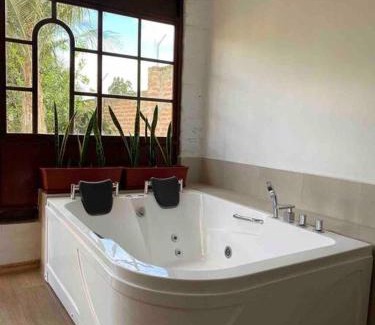 Guano House | Cabaña de campo Guano Ecuador