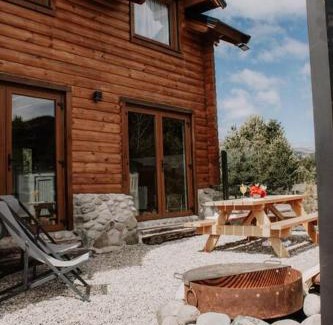 Meliquina Ski Chalet | Cabaña frente al lago Meliquina