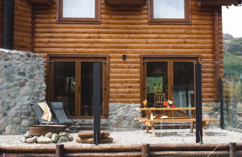 Meliquina Ski Chalet | Cabaña frente al lago Meliquina