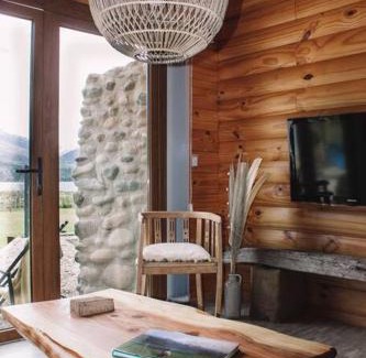 Meliquina Ski Chalet | Cabaña frente al lago Meliquina