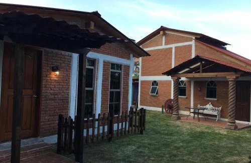 Mineral del Monte Ski Chalet | Cabaña La Brujita centro del pueblito magico