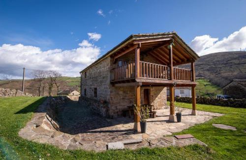 San Pedro del Romeral Ski Chalet | Cabaña Pasiega "Las Suertes"