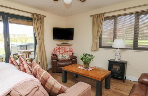 Rhayader House | Caban Dulas